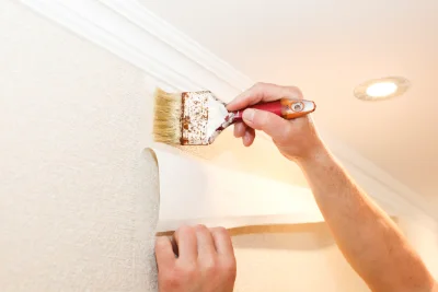 Pose de papier peint à Grimesnil — revêtements muraux et toiles de verre